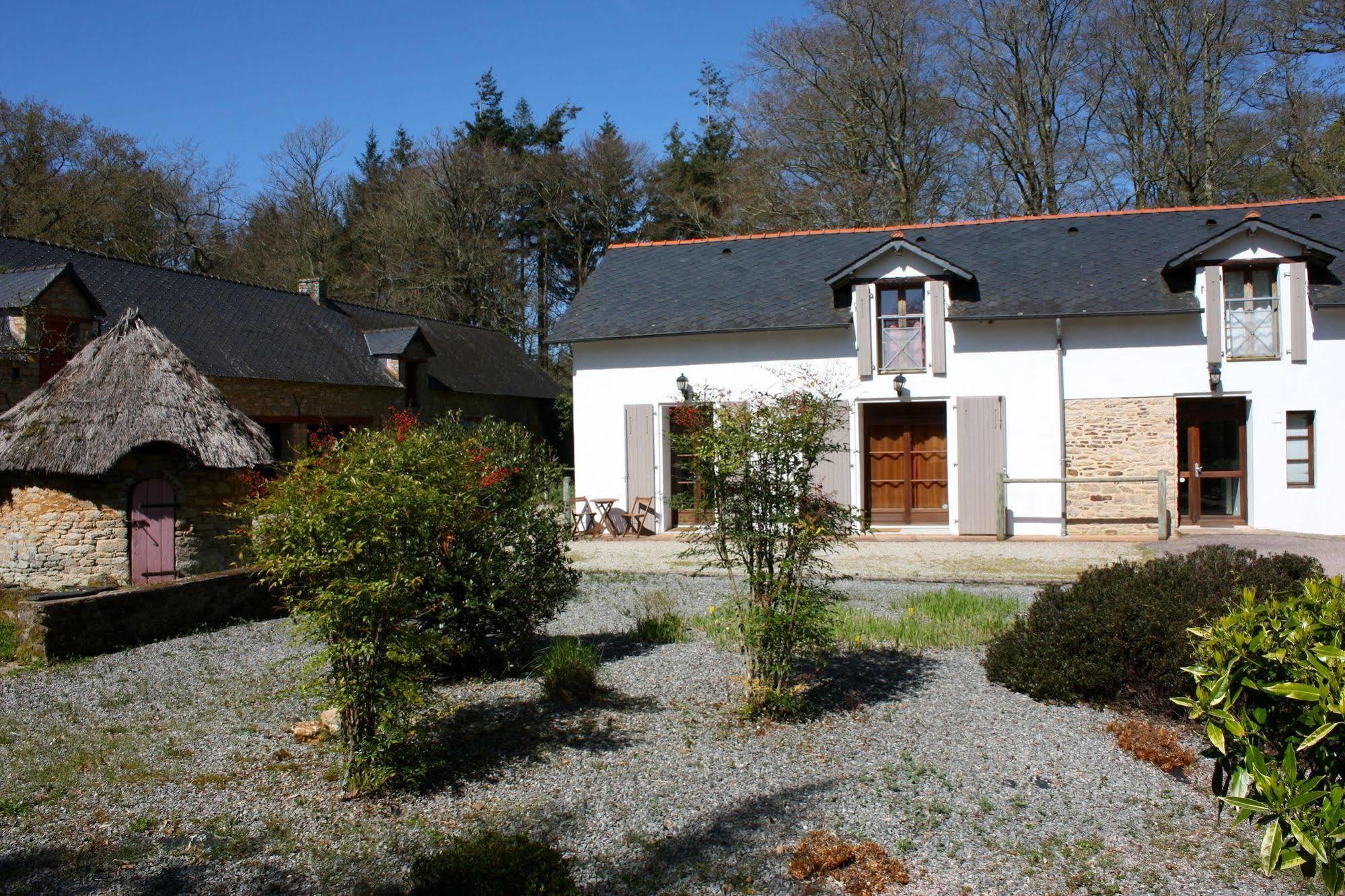 Hotel Domaine De Bodeuc Nivillac Exterior foto