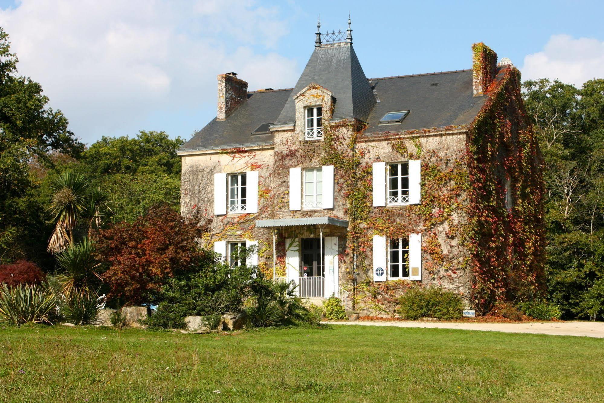 Hotel Domaine De Bodeuc Nivillac Exterior foto